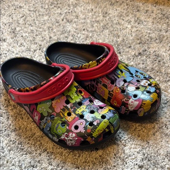 CROCS Women's Cartoon Graphic Clogs - Black and Red - Picture 1 of 3